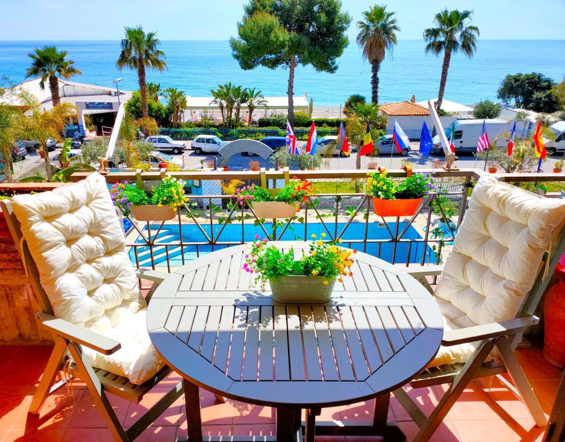 Taormina By The Sea Διαμέρισμα Mazzeo Εξωτερικό φωτογραφία