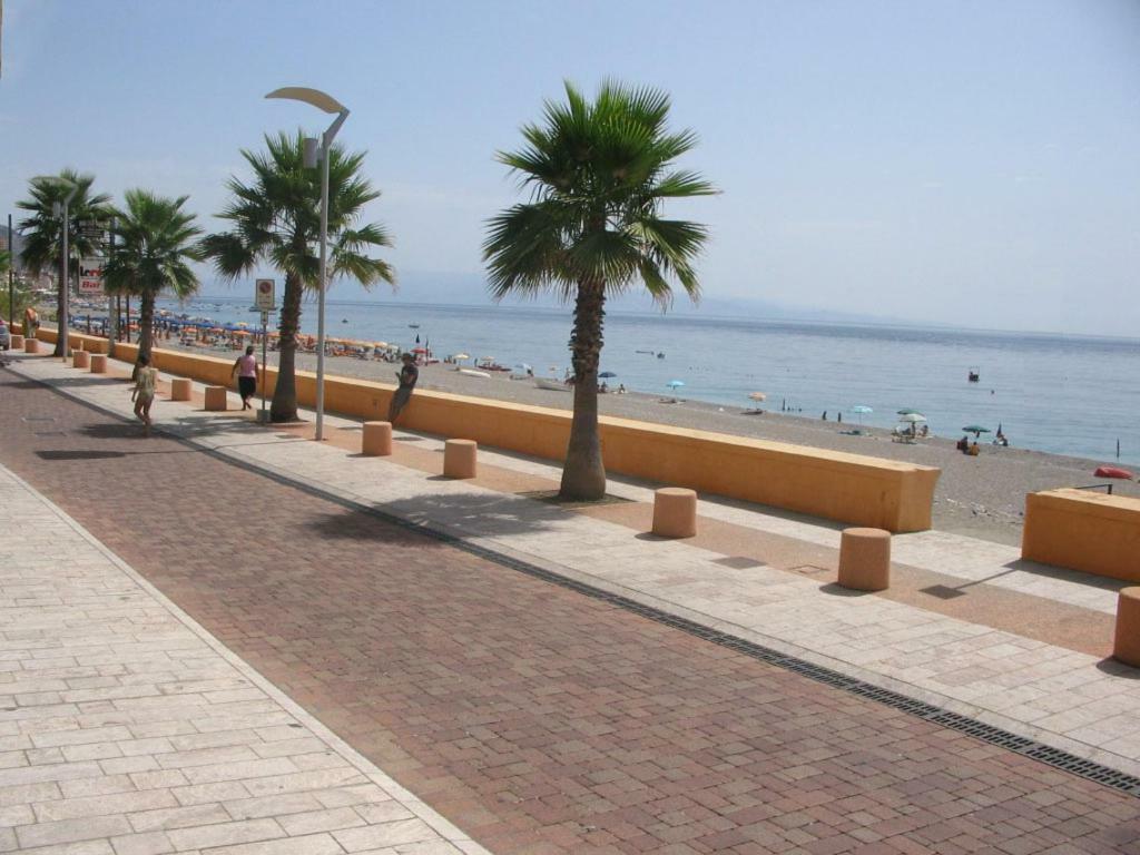 Taormina By The Sea Διαμέρισμα Mazzeo Εξωτερικό φωτογραφία