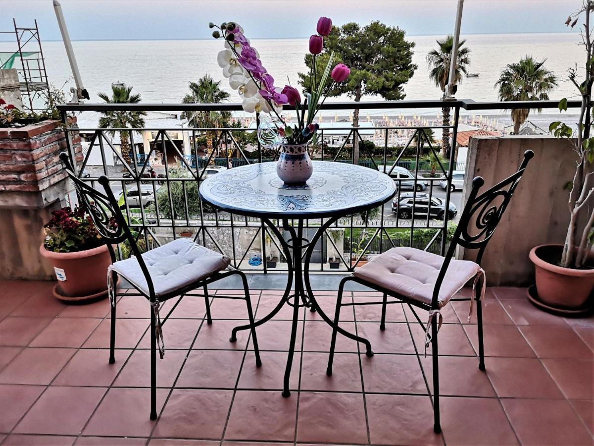 Taormina By The Sea Διαμέρισμα Mazzeo Εξωτερικό φωτογραφία